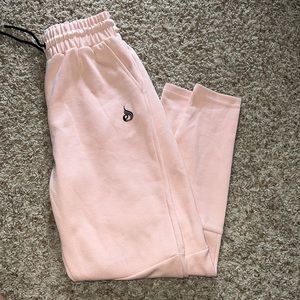 Worn once ryderwear sweatpant joggers, pink size medium
